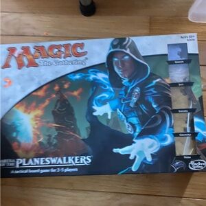 Magic the gathering planeswalkers board game